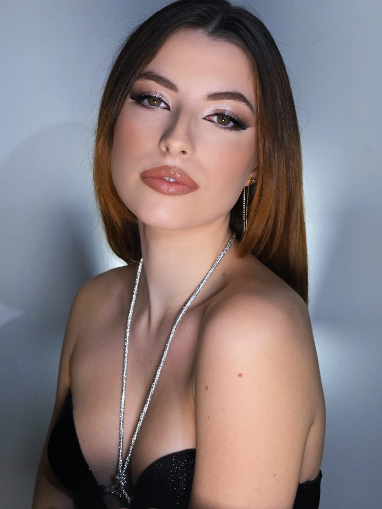 GRETA C. — portfolio 5