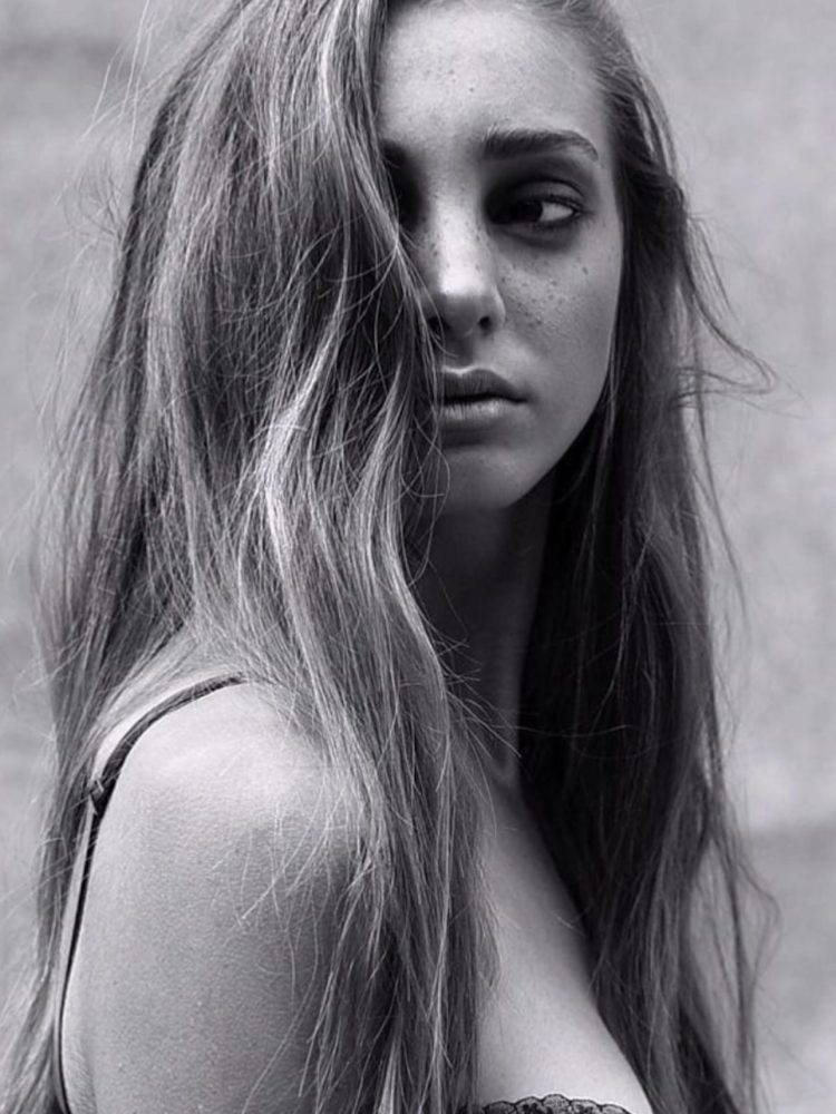 BEATRICE G. — portfolio 24
